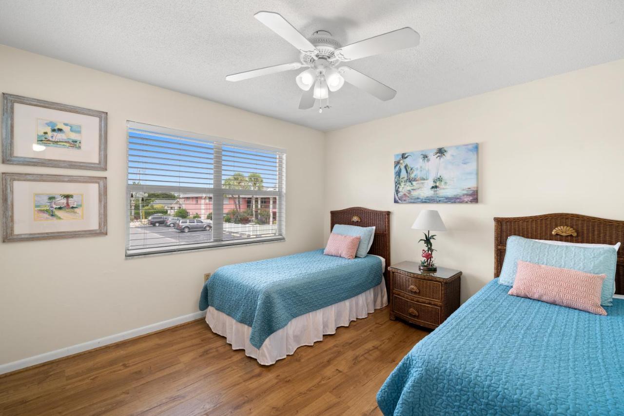 Waves 18 Lejlighed St. Pete Beach Eksteriør billede